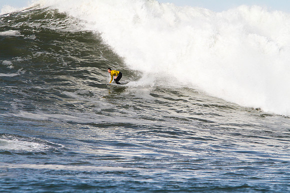 Mavericks Surf Contest 2010-130
