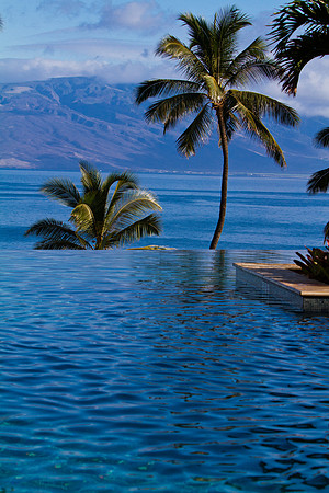 "infinity" Pool | Four Seasons Wailea