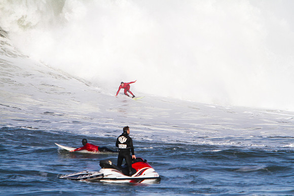 Mavericks Surf Contest 2010-208