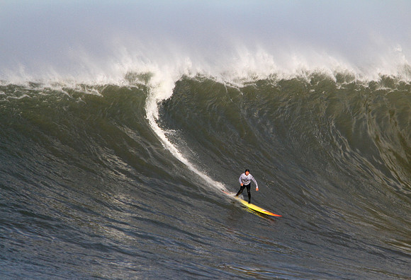 Mavericks Surf 2010-171