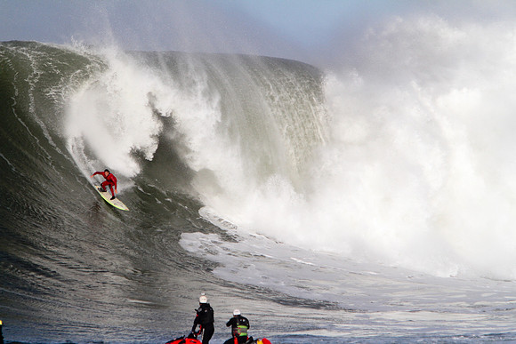 Mavericks Surf 2010-219