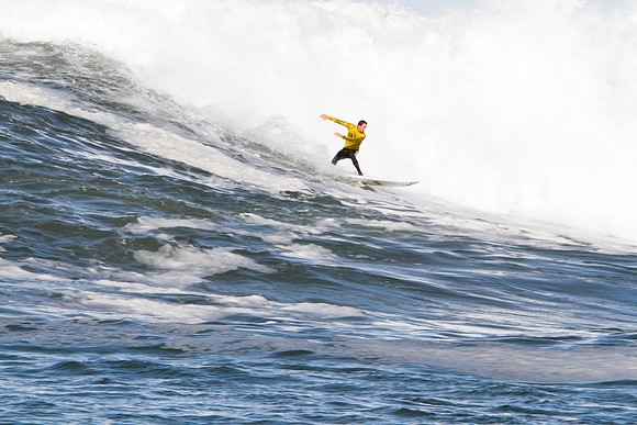 Mavericks Surf Contest 2010-119