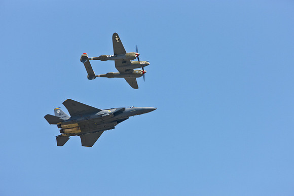 P38 Lightning & F15 Strike Eagle | Salinas Air Show
