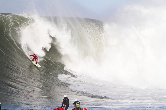 Mavericks Surf Contest 2010-212