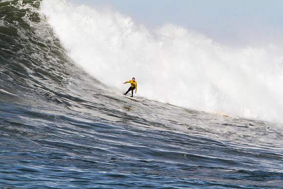 Mavericks Surf Contest 2010-122