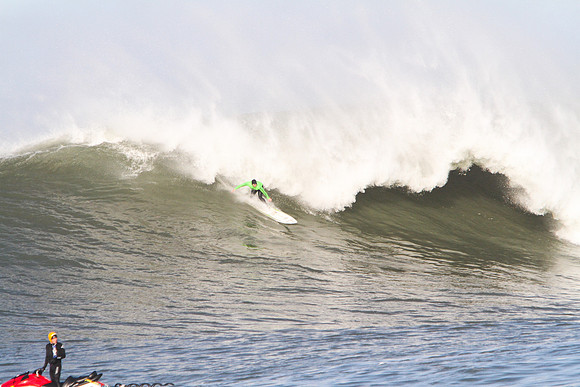 Mavericks Surf Contest 2010-199