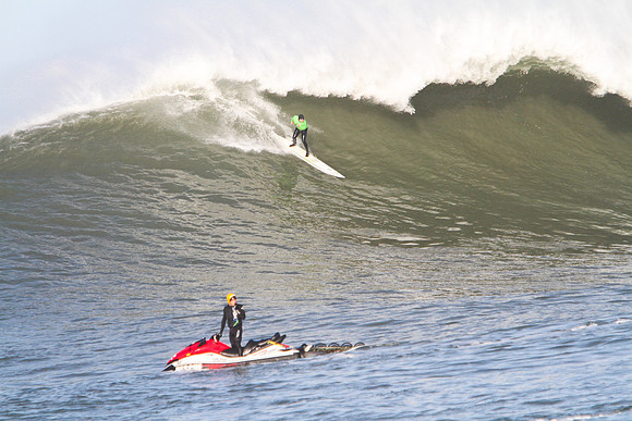 Mavericks Surf Contest 2010-202