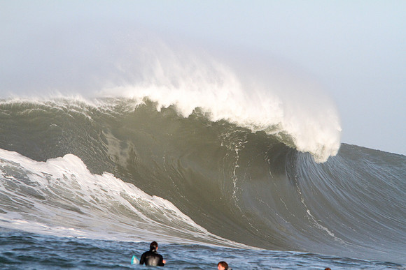 Mavericks Surf 2010-148