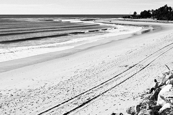 Topanga Beach Coastline, Malibu - black & white