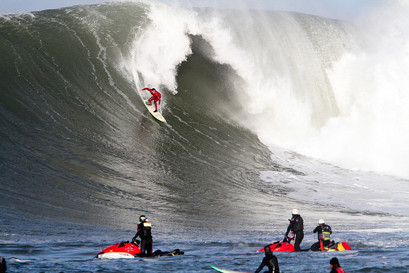 Mavericks Surf 2010-217