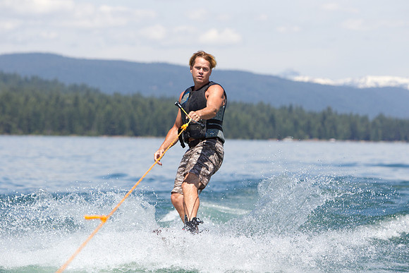 Boating on Lake Almanor-752