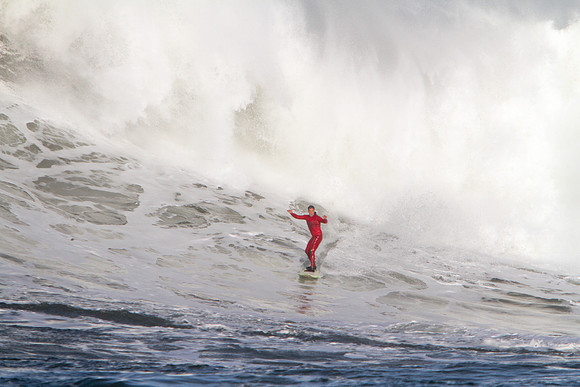 Mavericks Surf 2010-252