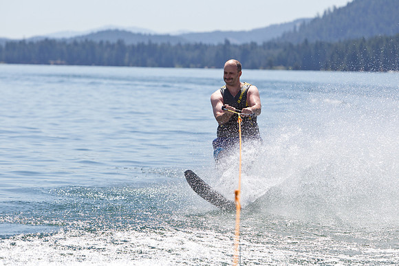 Boating on Lake Almanor-874
