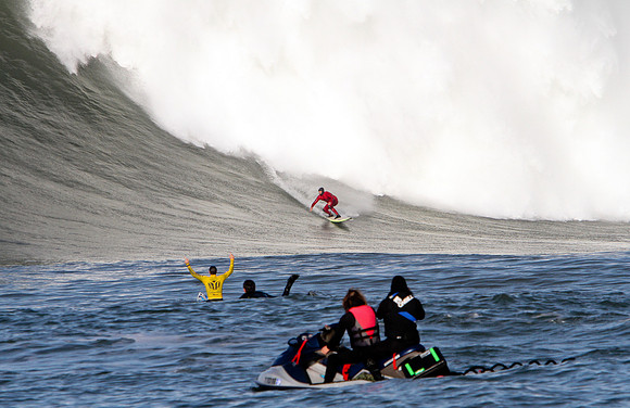 Mavericks Surf 2010-274