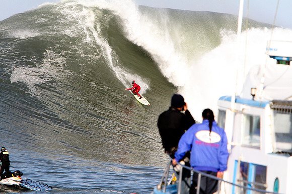 Mavericks Surf 2010-309