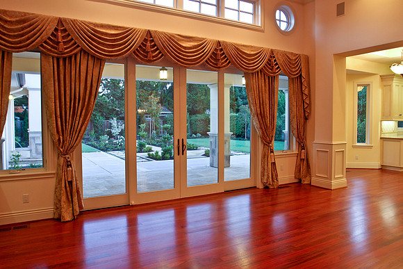 756 Raymundo - dining area