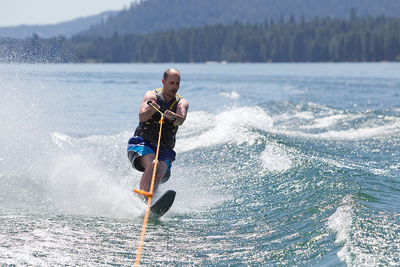 Boating on Lake Almanor-865