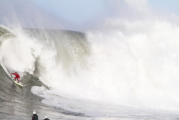 Mavericks Surf Contest 2010-211