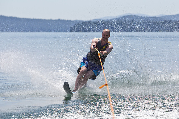 Boating on Lake Almanor-870