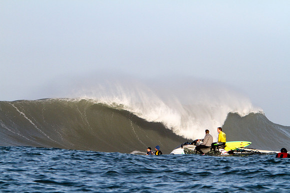 Mavericks Surf 2010-111