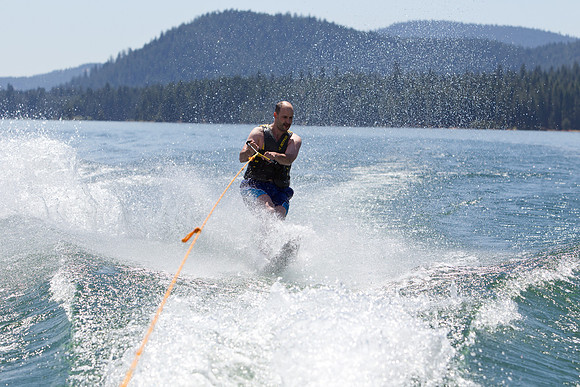 Boating on Lake Almanor-899