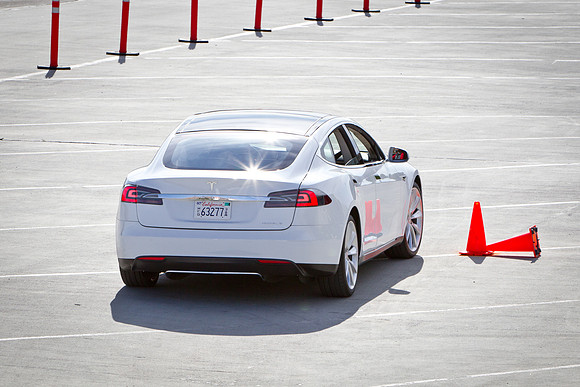 Tesla S Factory Tour-33