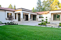 756 Raymundo - back yard