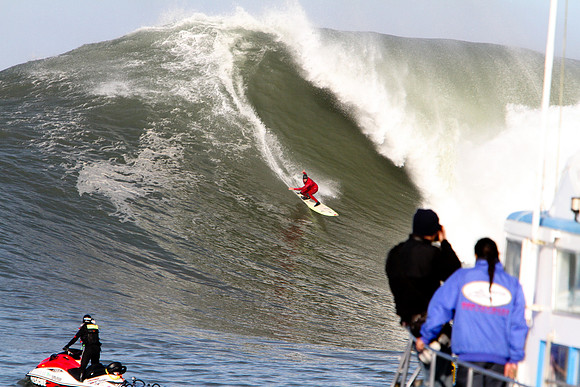 Mavericks Surf 2010-308