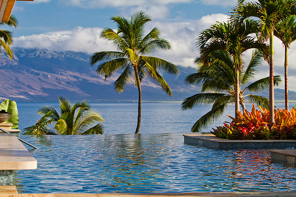 "infinity" Pool | Four Seasons Wailea