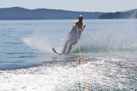 Boating on Lake Almanor-908