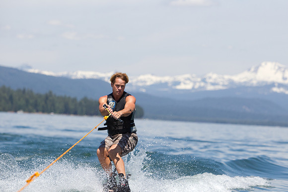 Boating on Lake Almanor-751