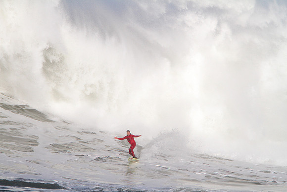 Mavericks Surf 2010-250