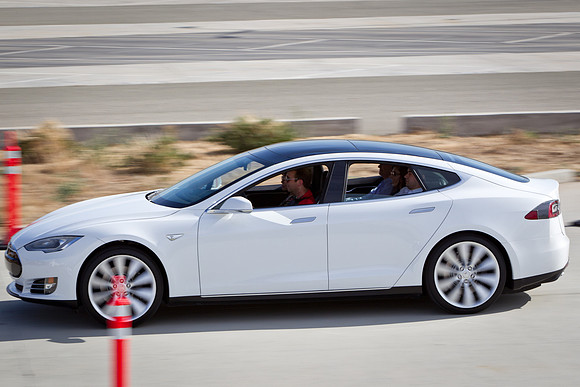 Tesla S Factory Tour-32