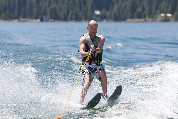 Boating on Lake Almanor-838