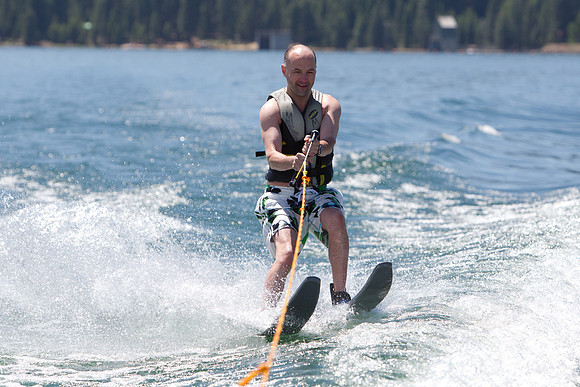 Boating on Lake Almanor-841