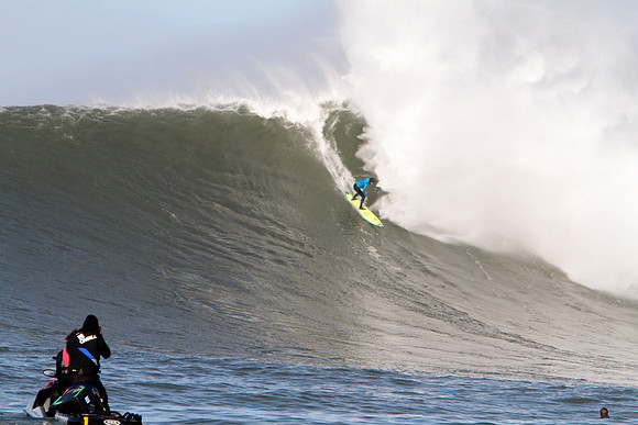 Mavericks Surf 2010-402